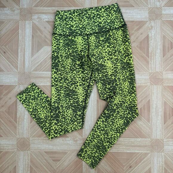 ONA By Yoon Chung Neon Green Cheetah Activewear Leggings Womens Small High Rise - Picture 8 of 9